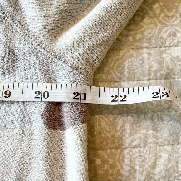 Aerie Grey Brown Camo Camouflage Lightweight Sweatshirt Small - Picture 7 of 8